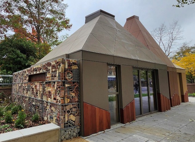 Cabin_exterior.jpg