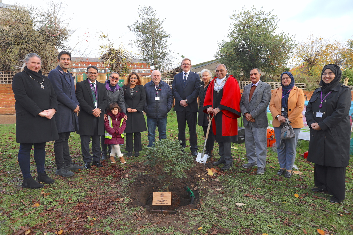 Tree Planting Ceremony Nov 22 Mayor 